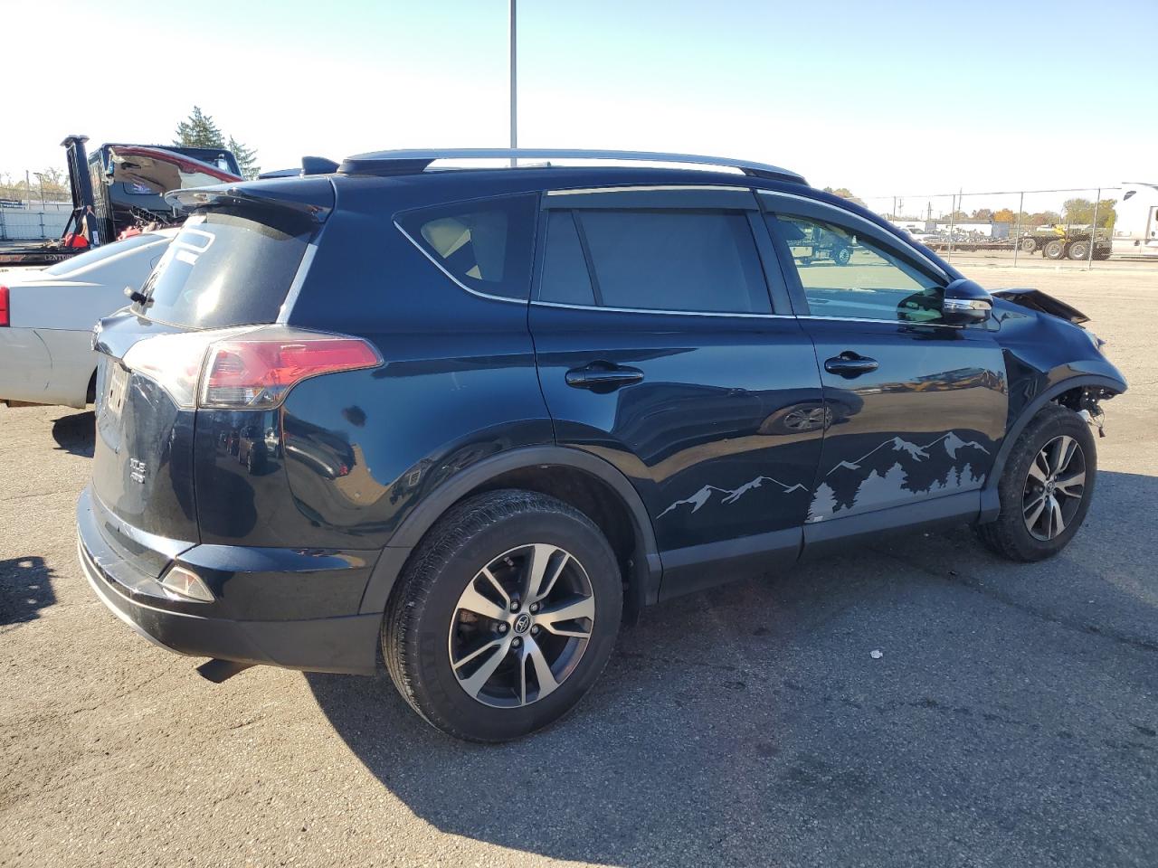 TOYOTA RAV4 XLE