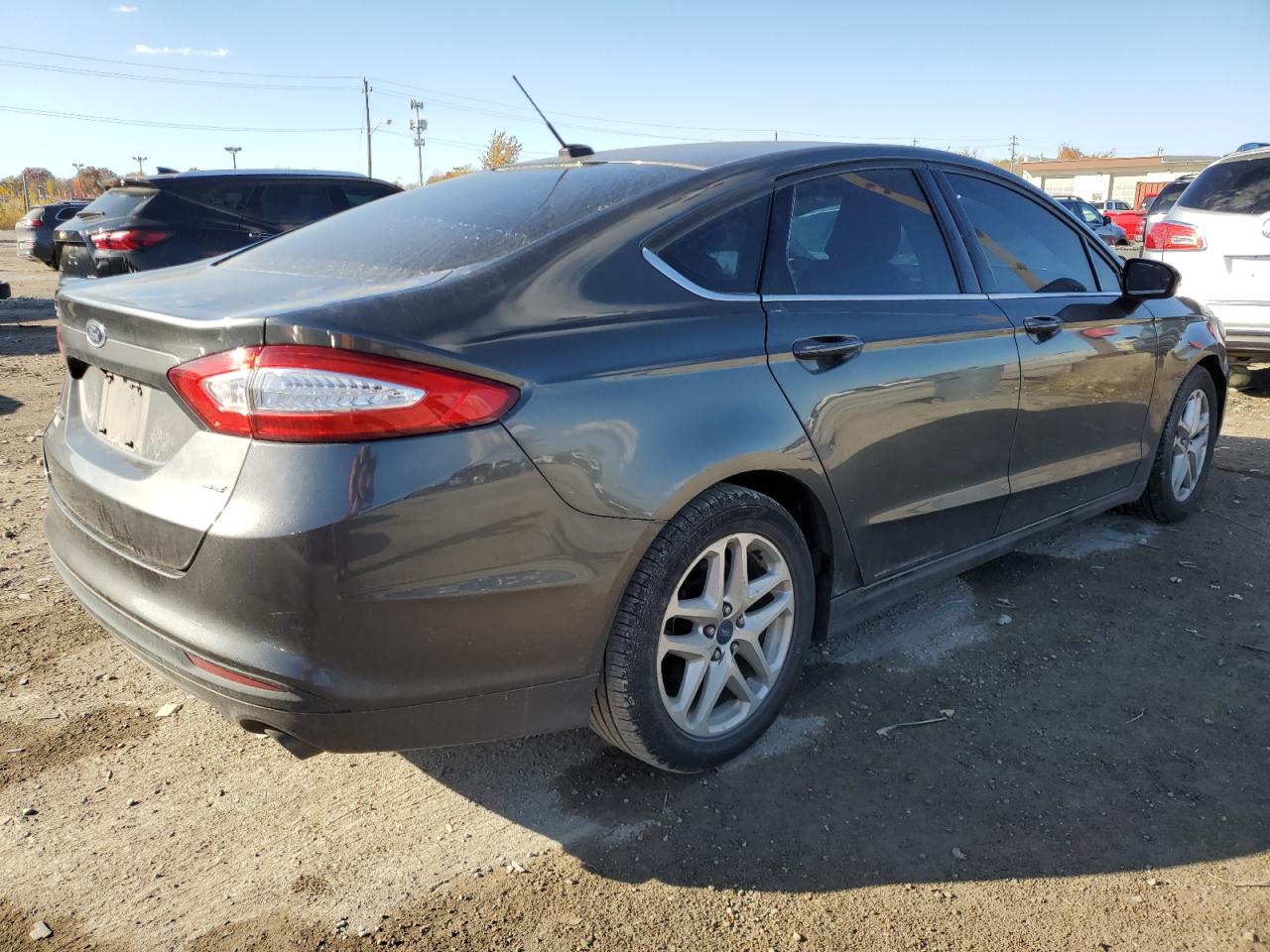 FORD FUSION SE