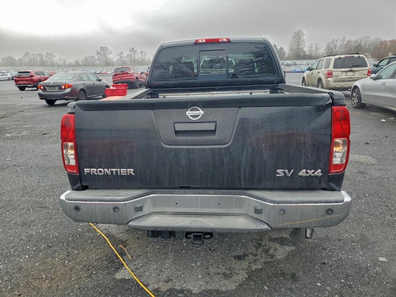 NISSAN FRONTIER SV