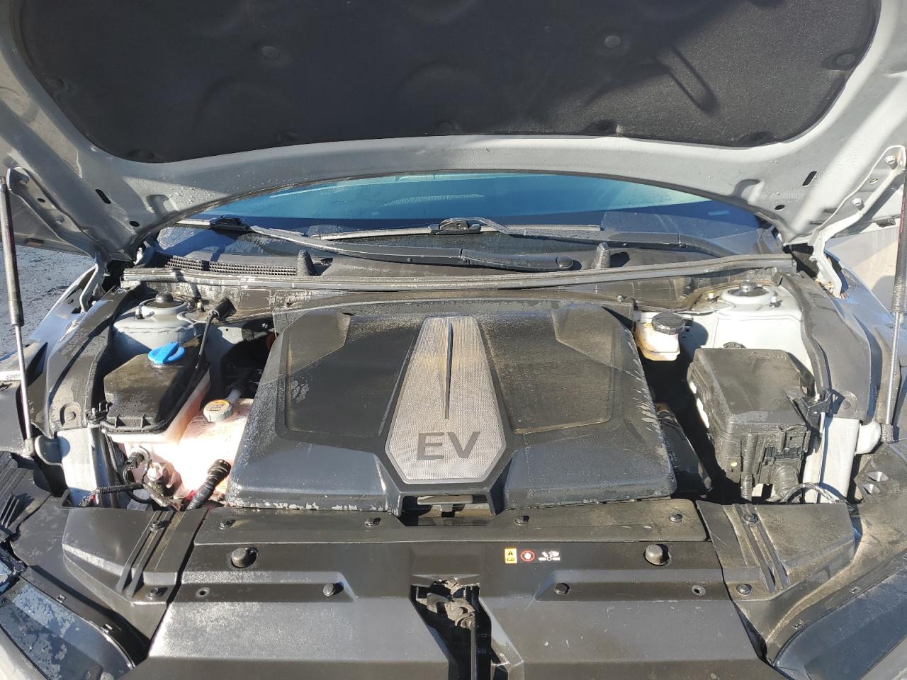 Lot #3301681639 2023 KIA EV6 LIGHT