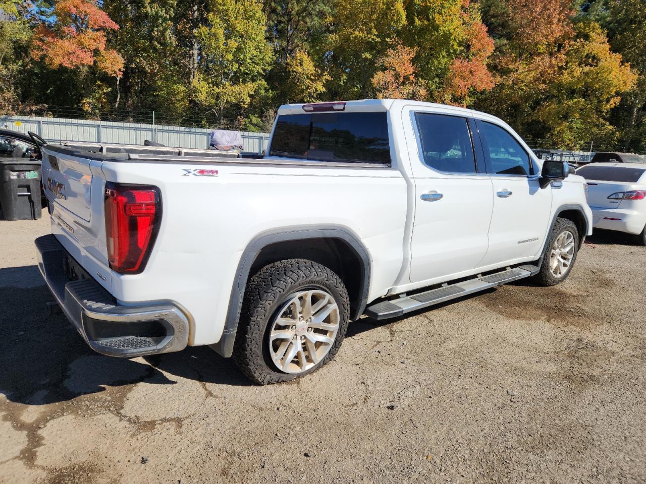 GMC SIERRA K1500 SLT