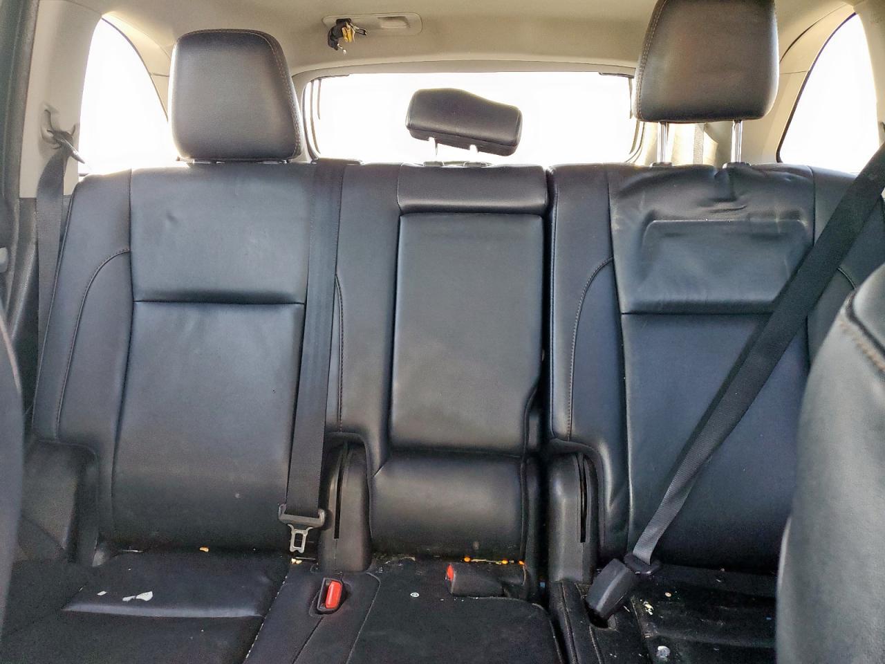 TOYOTA HIGHLANDER SE