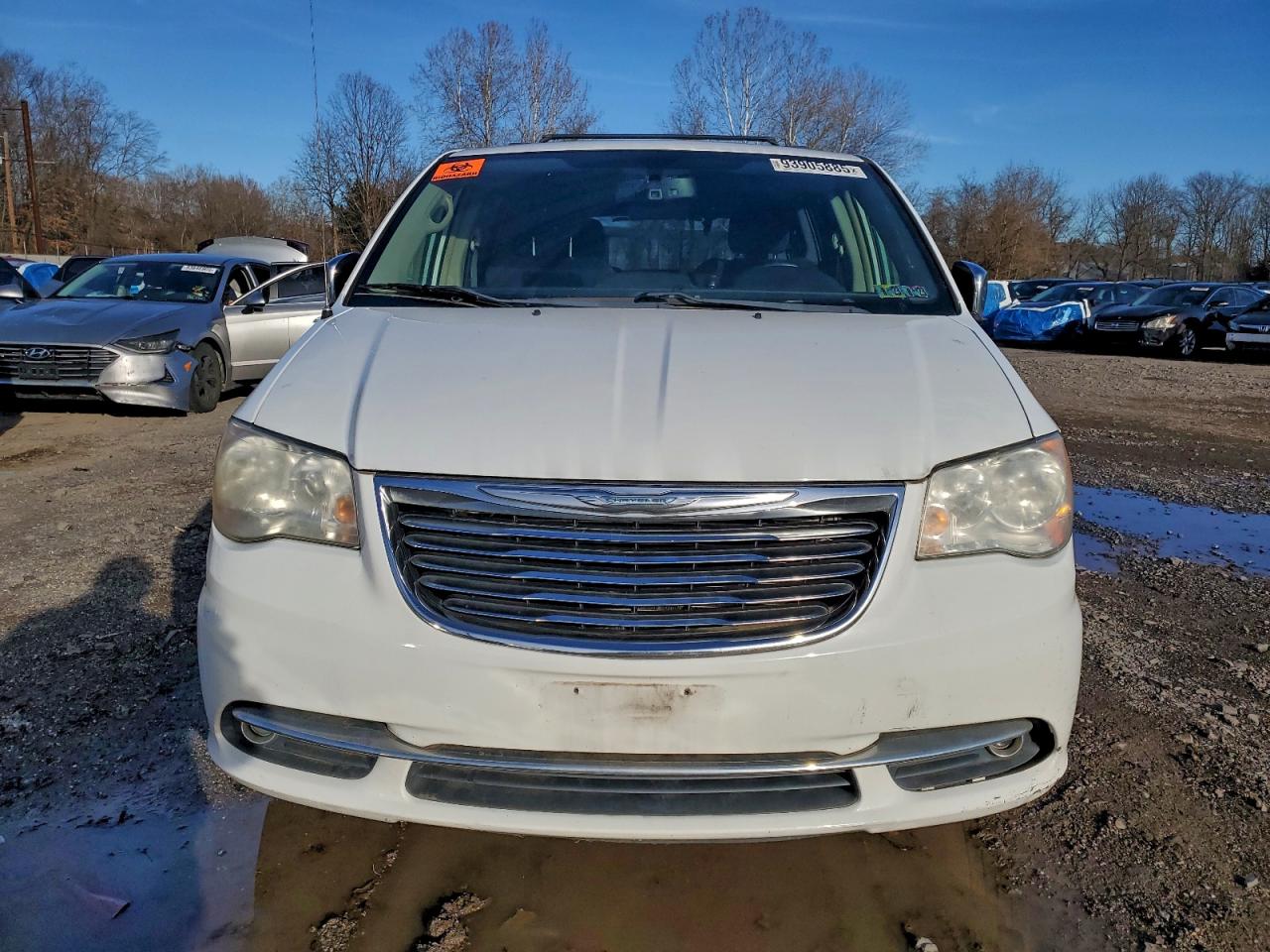 CHRYSLER TOWN & COUNTRY TOURING L