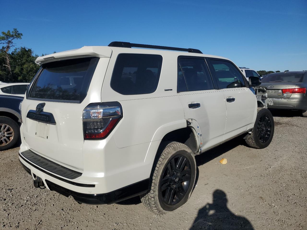 TOYOTA 4RUNNER SR5/SR5 PREMIUM