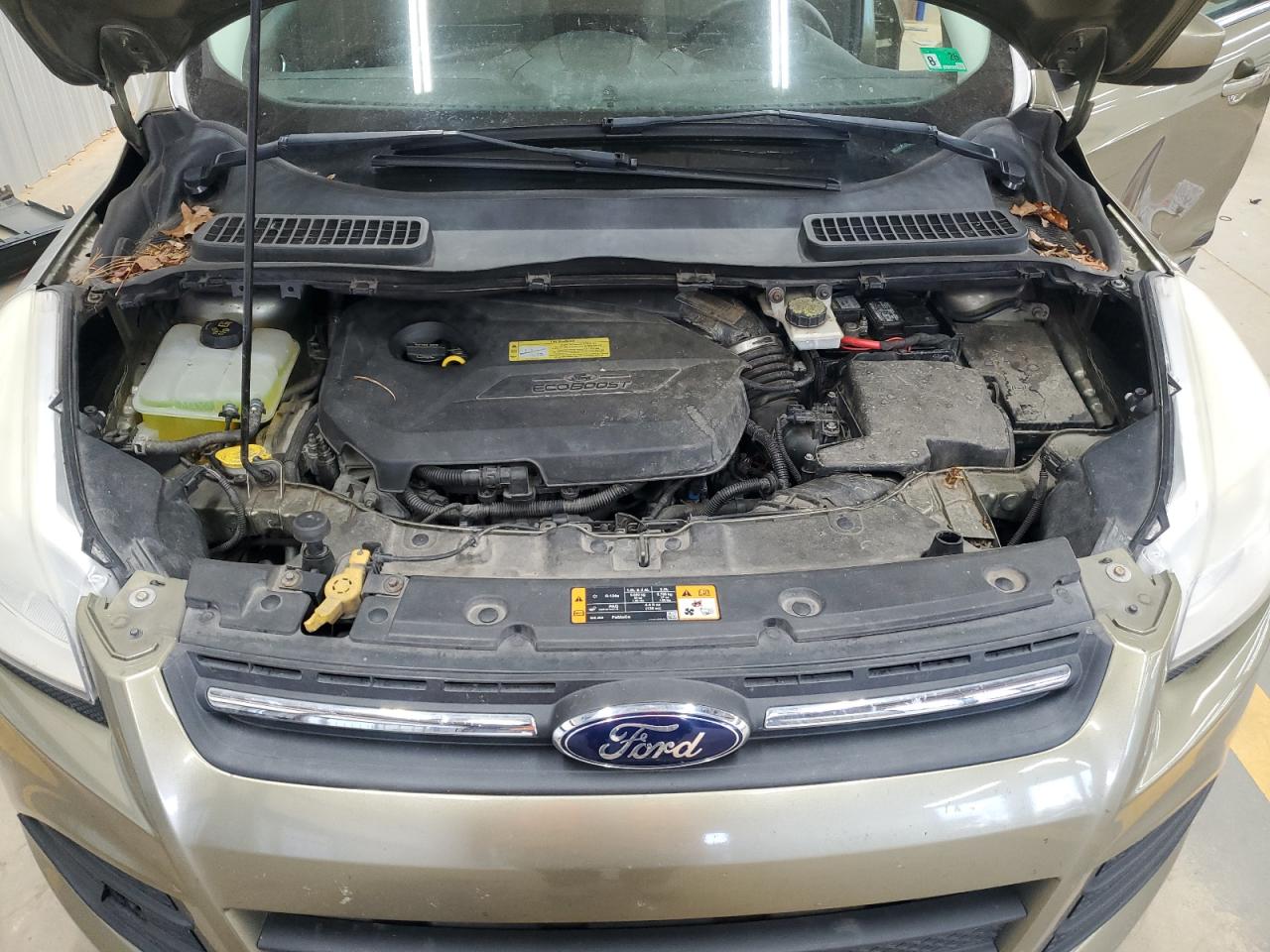 FORD ESCAPE SE