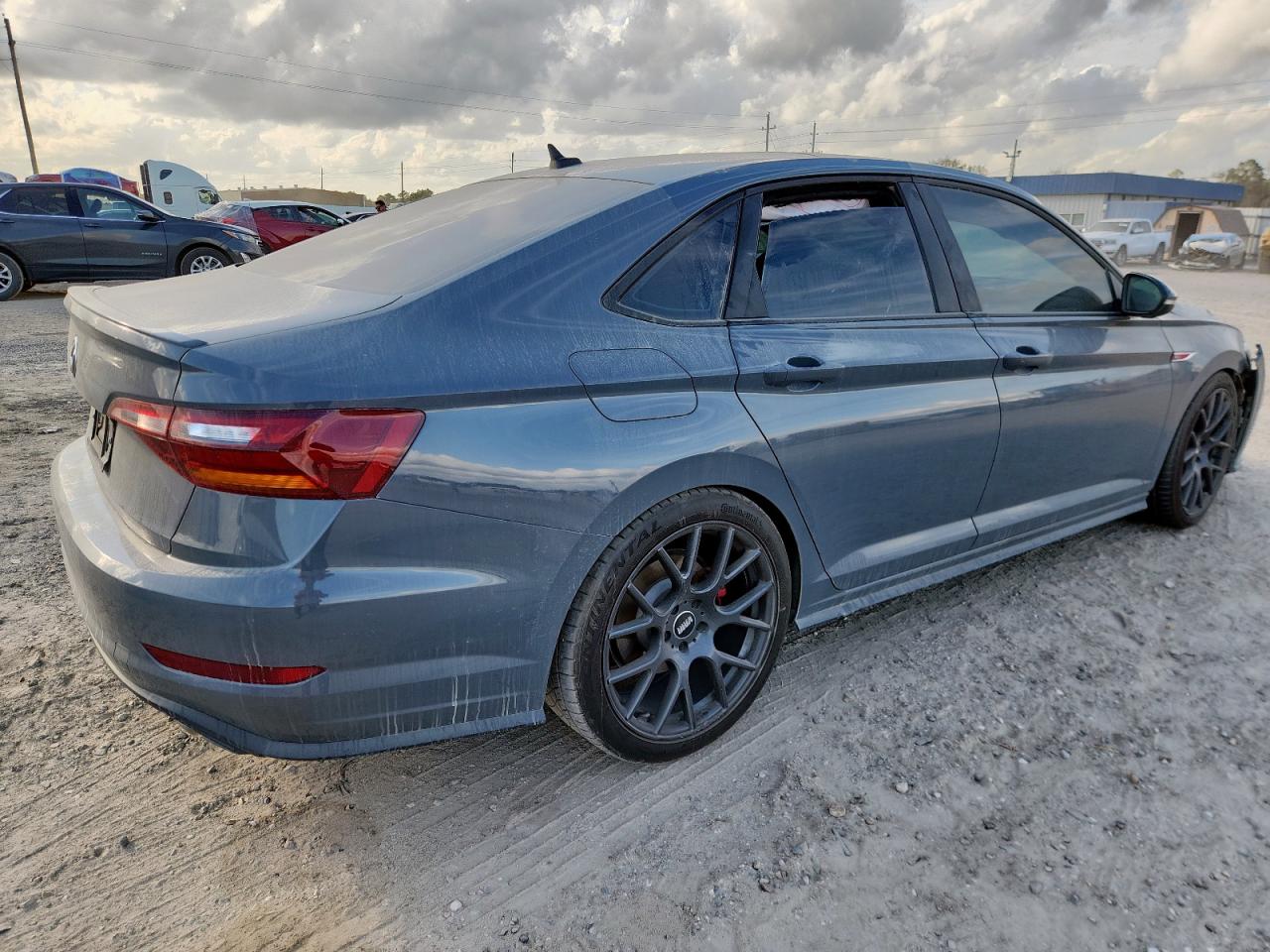 VOLKSWAGEN JETTA GLI