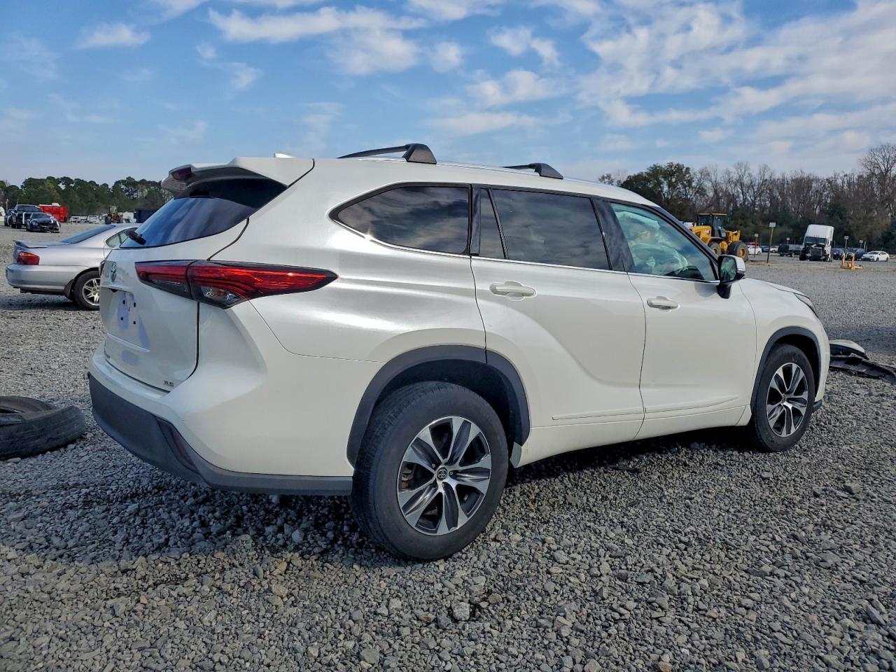 TOYOTA HIGHLANDER XLE