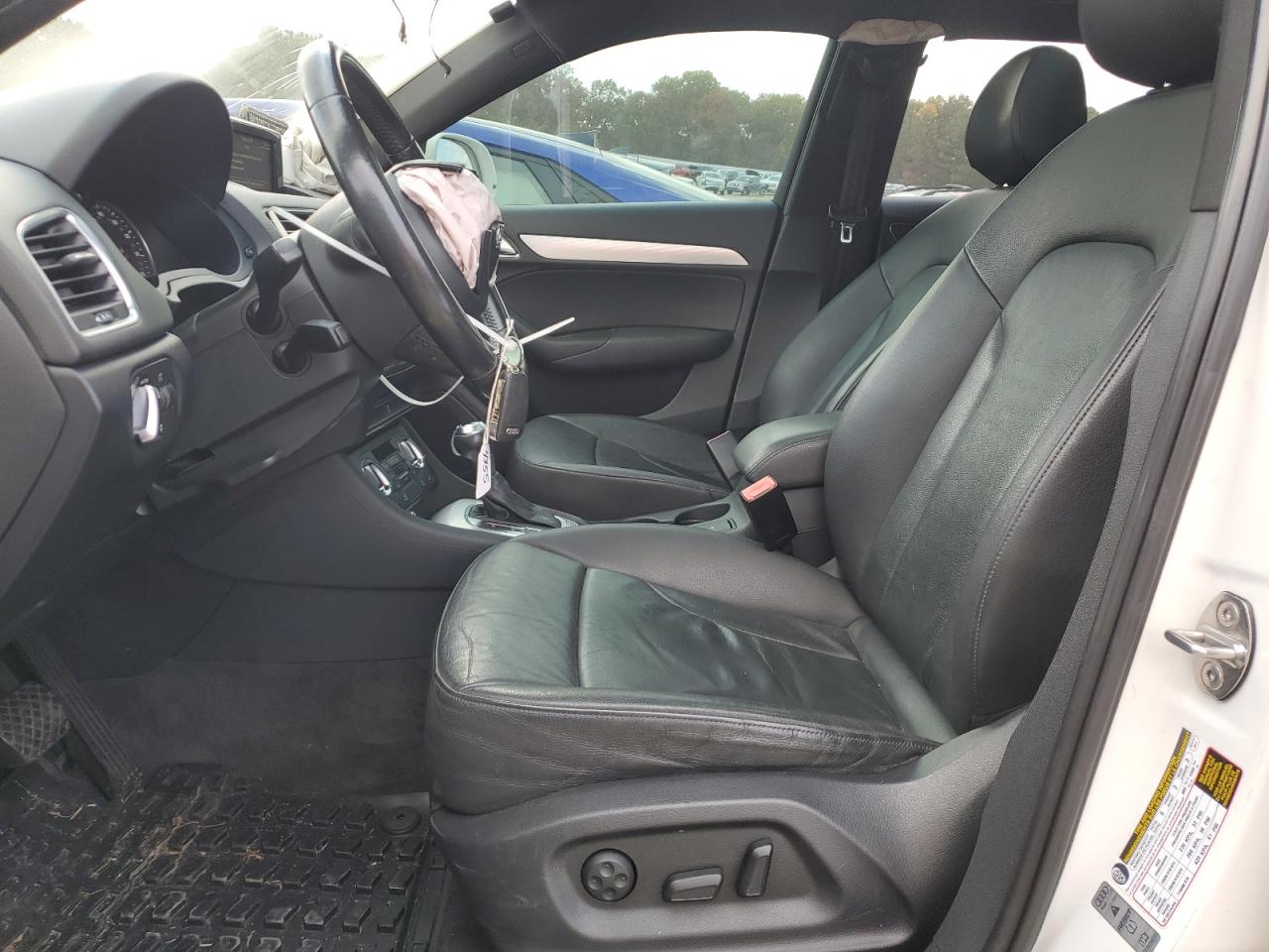 AUDI Q3 PREMIUM PLUS