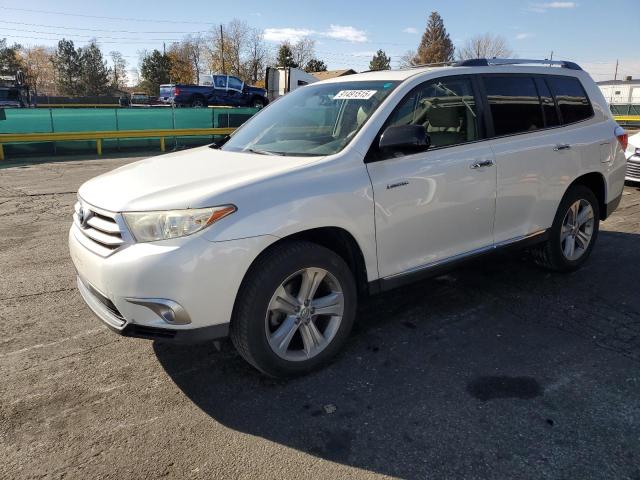 TOYOTA HIGHLANDER