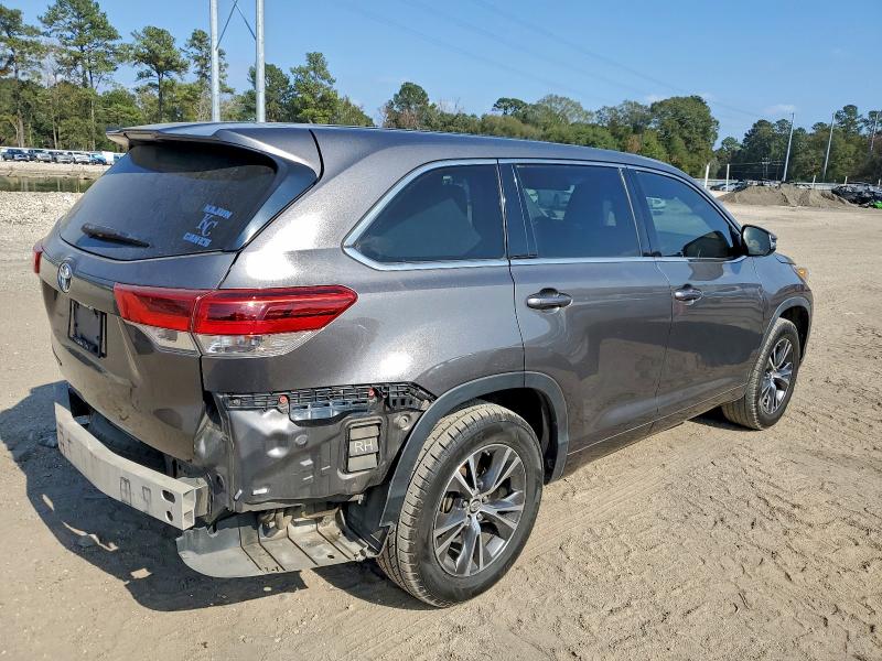 2017 TOYOTA HIGHLANDER #3297069492