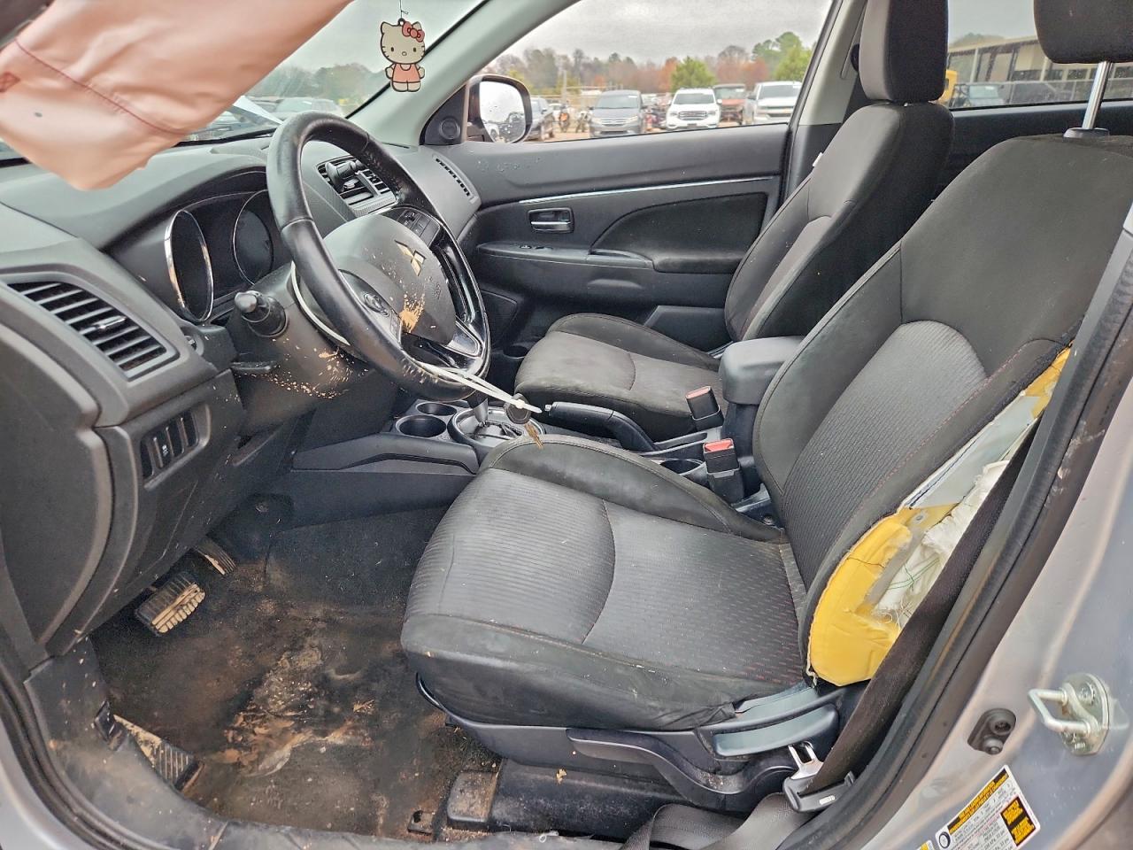 MITSUBISHI OUTLANDER ES