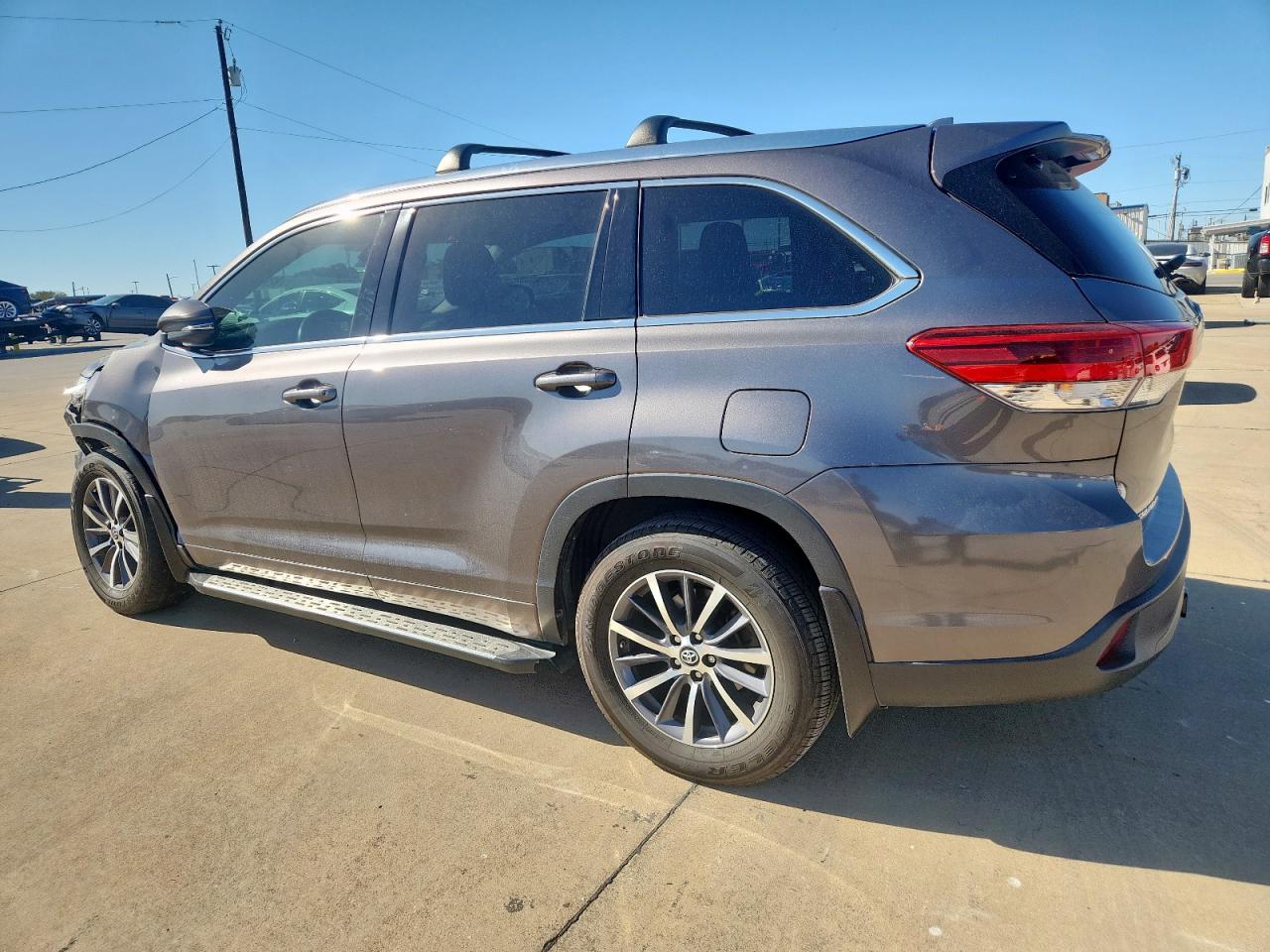 TOYOTA HIGHLANDER SE
