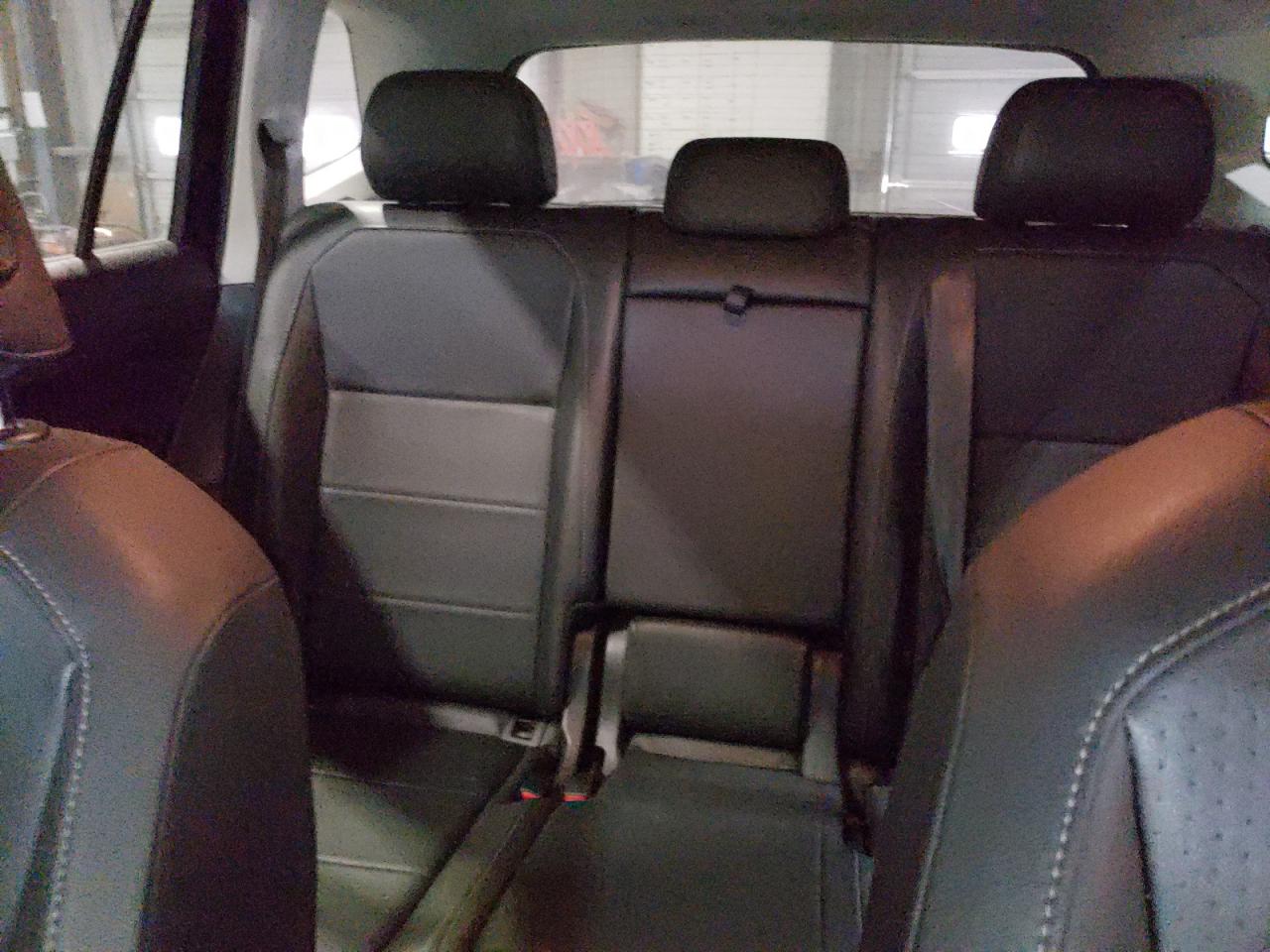 VOLKSWAGEN TIGUAN SE