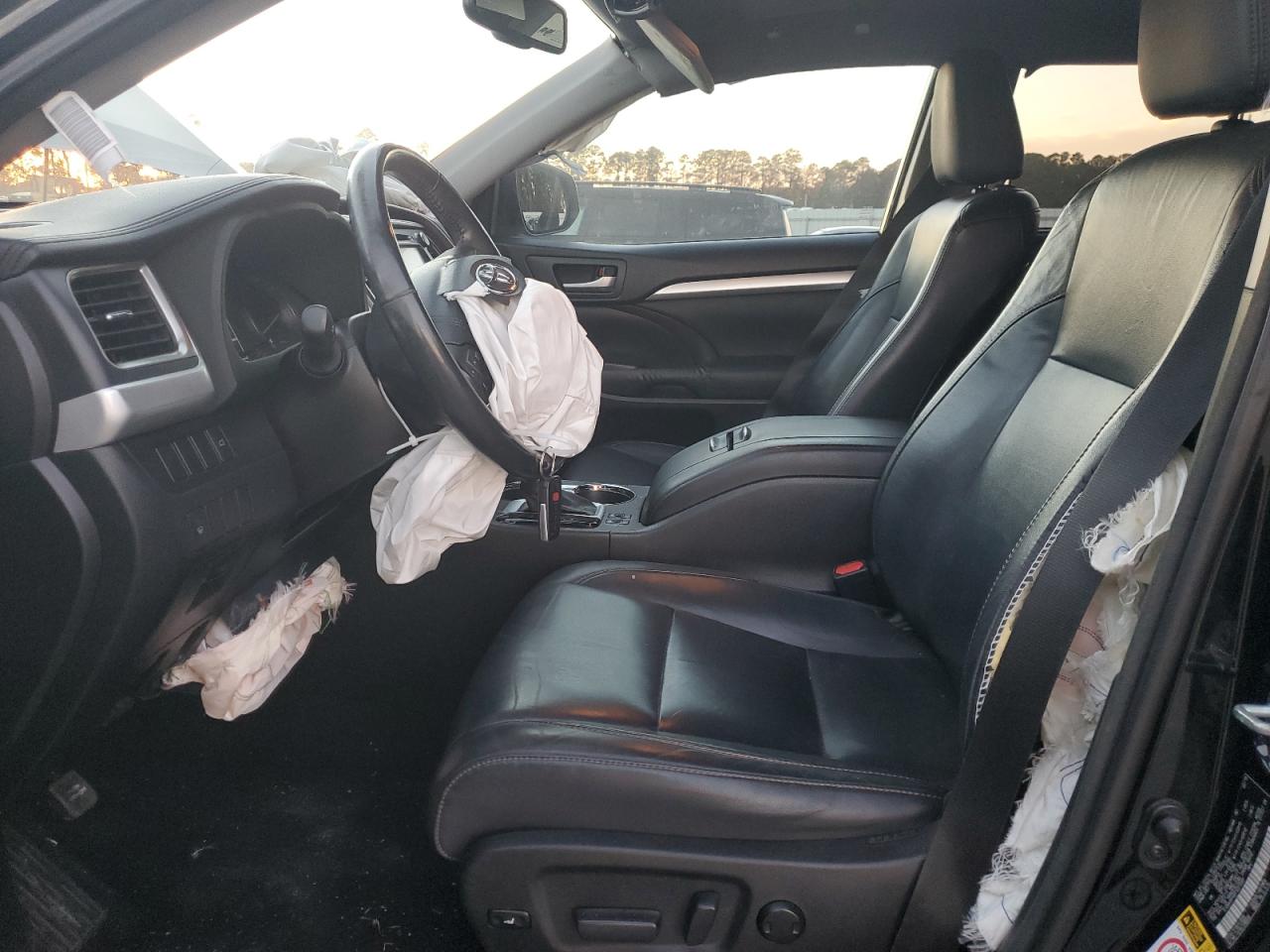 TOYOTA HIGHLANDER XLE