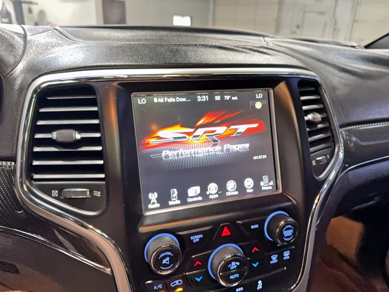 JEEP GRAND CHEROKEE SRT-8