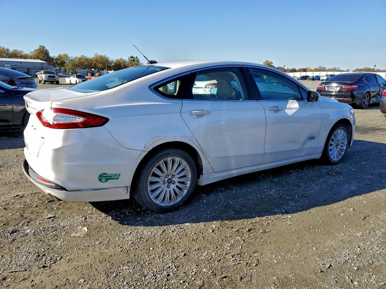 Lot #3304921538 2014 FORD FUSION SE