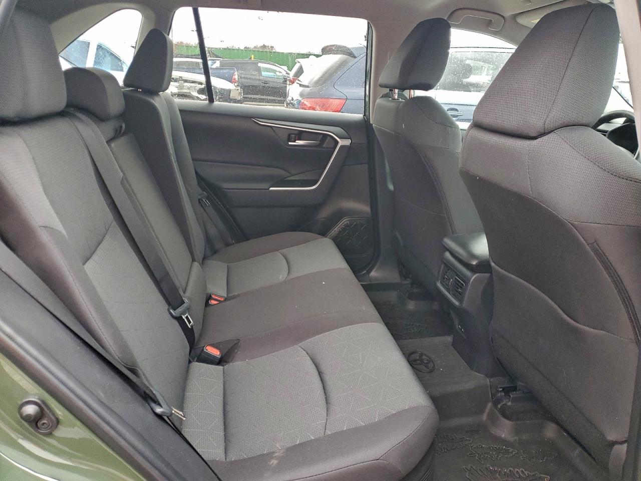 TOYOTA RAV4 WOODLAND EDITION