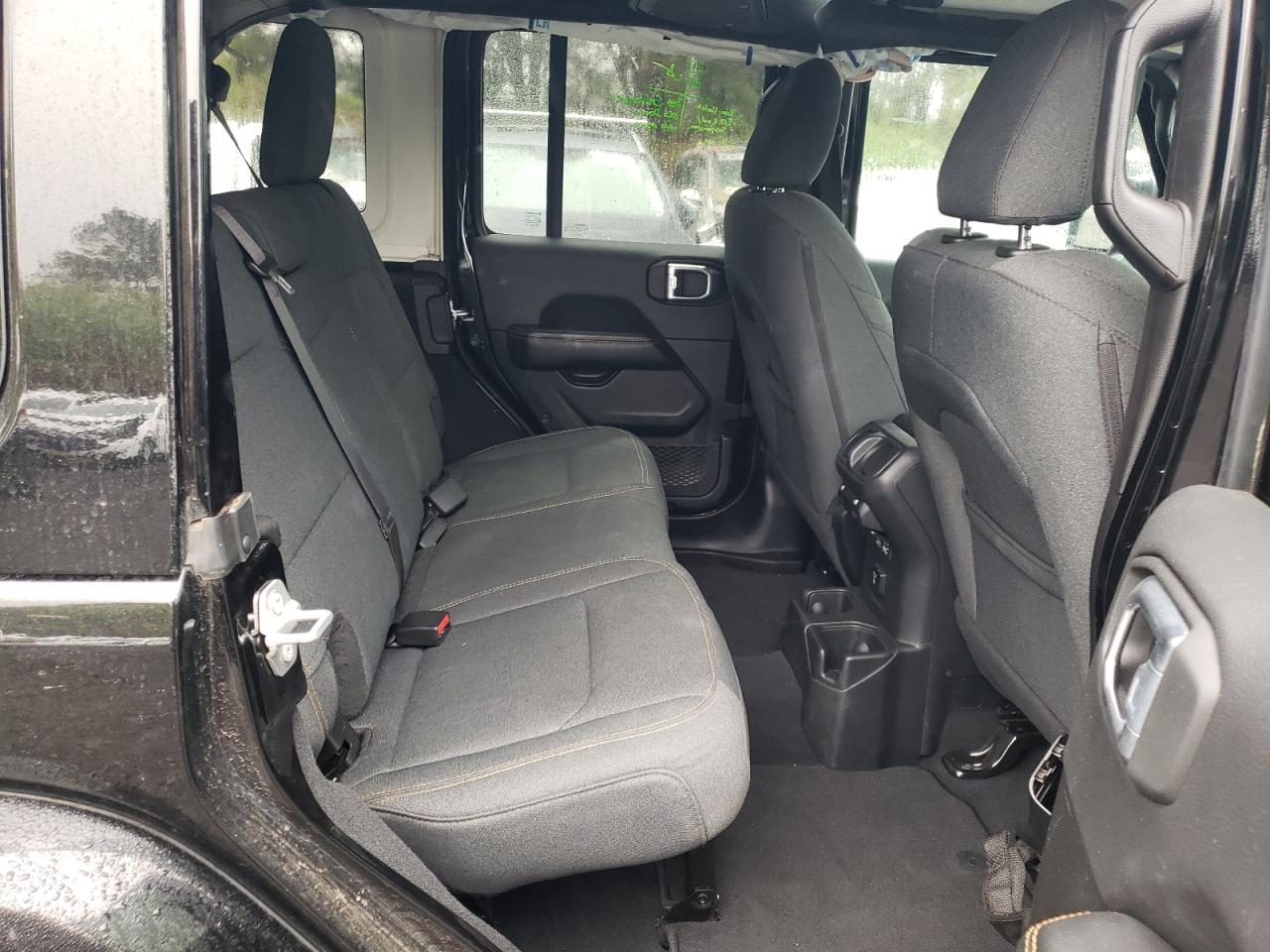 JEEP WRANGLER SAHARA