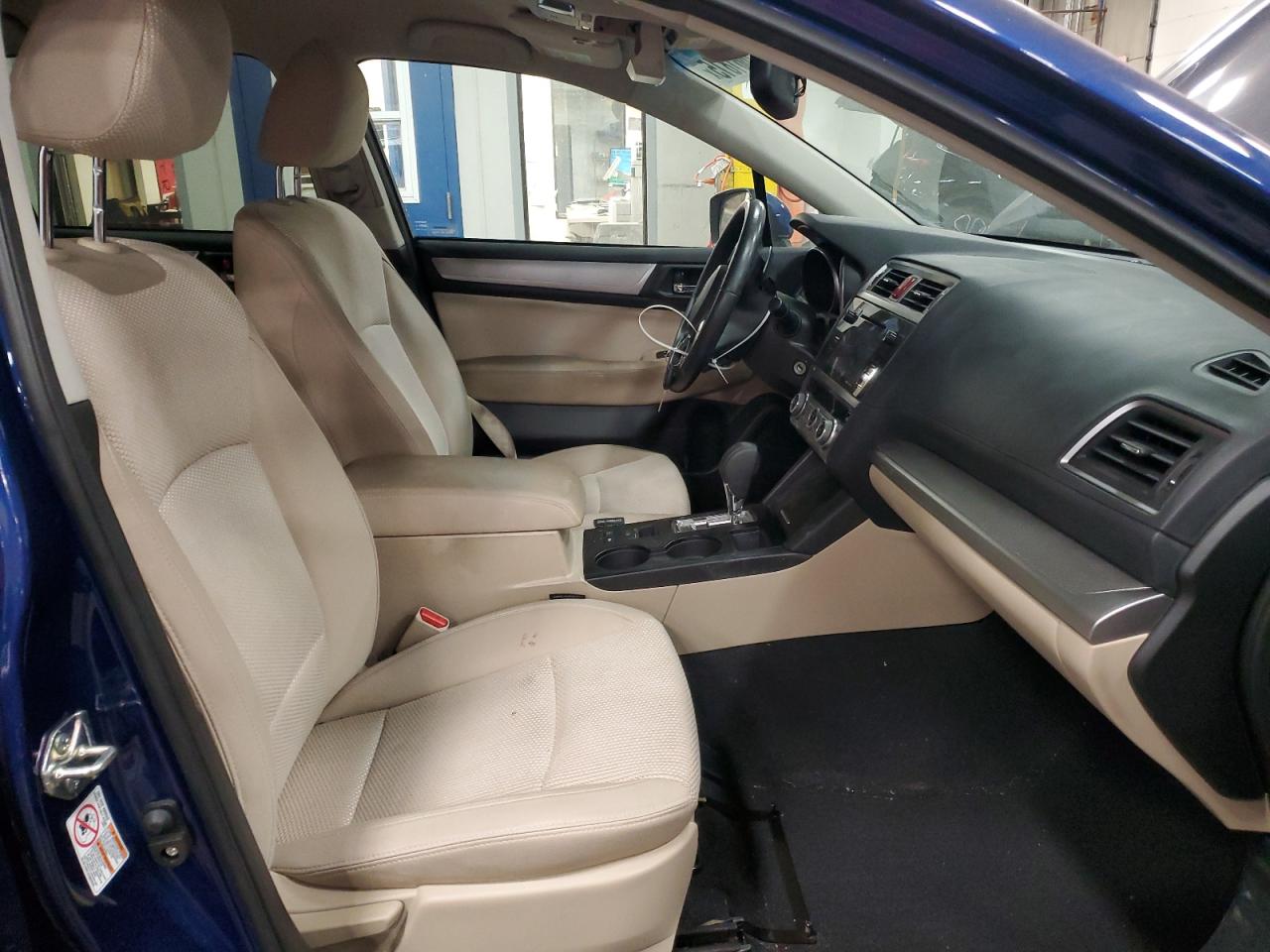 SUBARU OUTBACK 2.5I PREMIUM