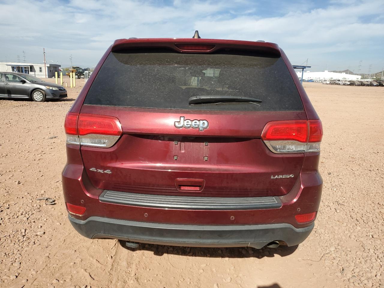 JEEP GRAND CHEROKEE LAREDO