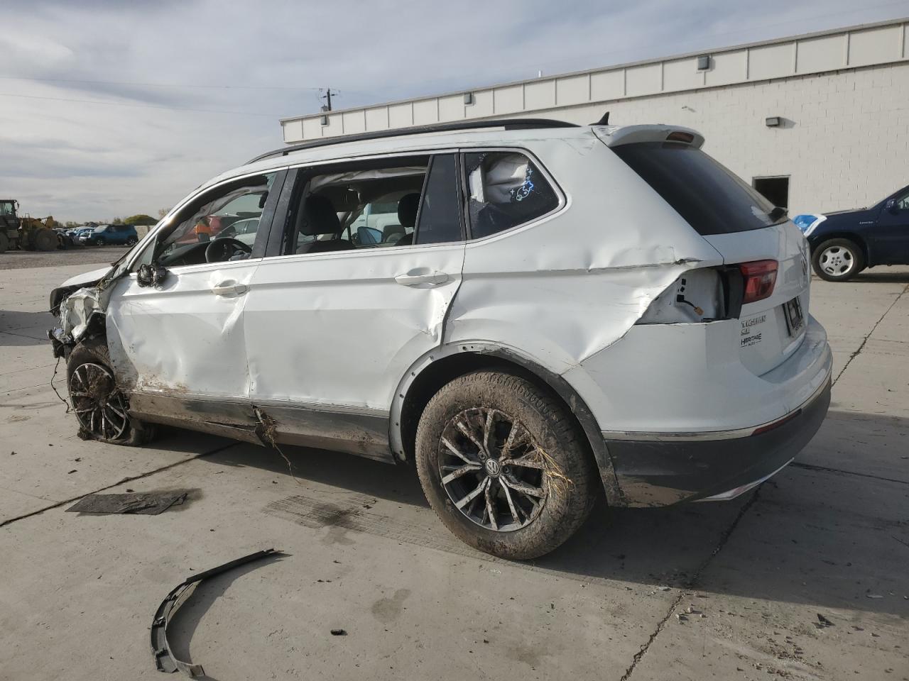 VOLKSWAGEN TIGUAN SE