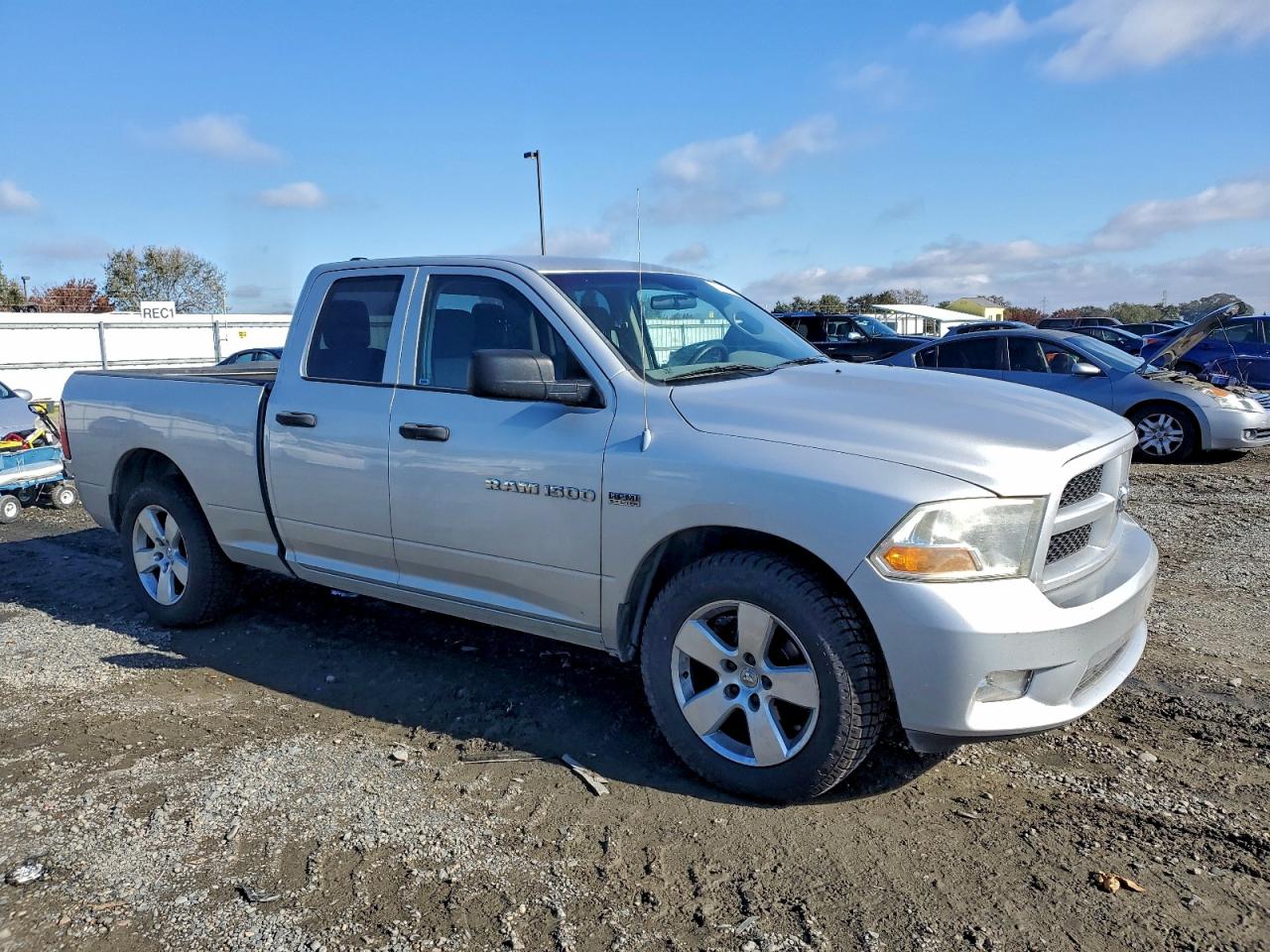 DODGE RAM 1500 ST