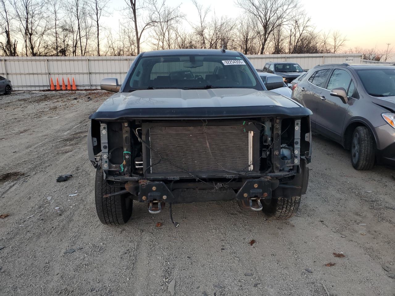 CHEVROLET SILVERADO K1500 LT