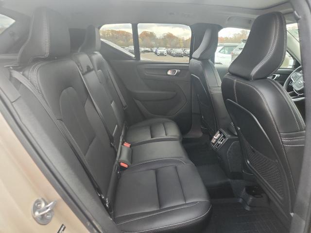 2025 VOLVO XC40 CORE #3301602666