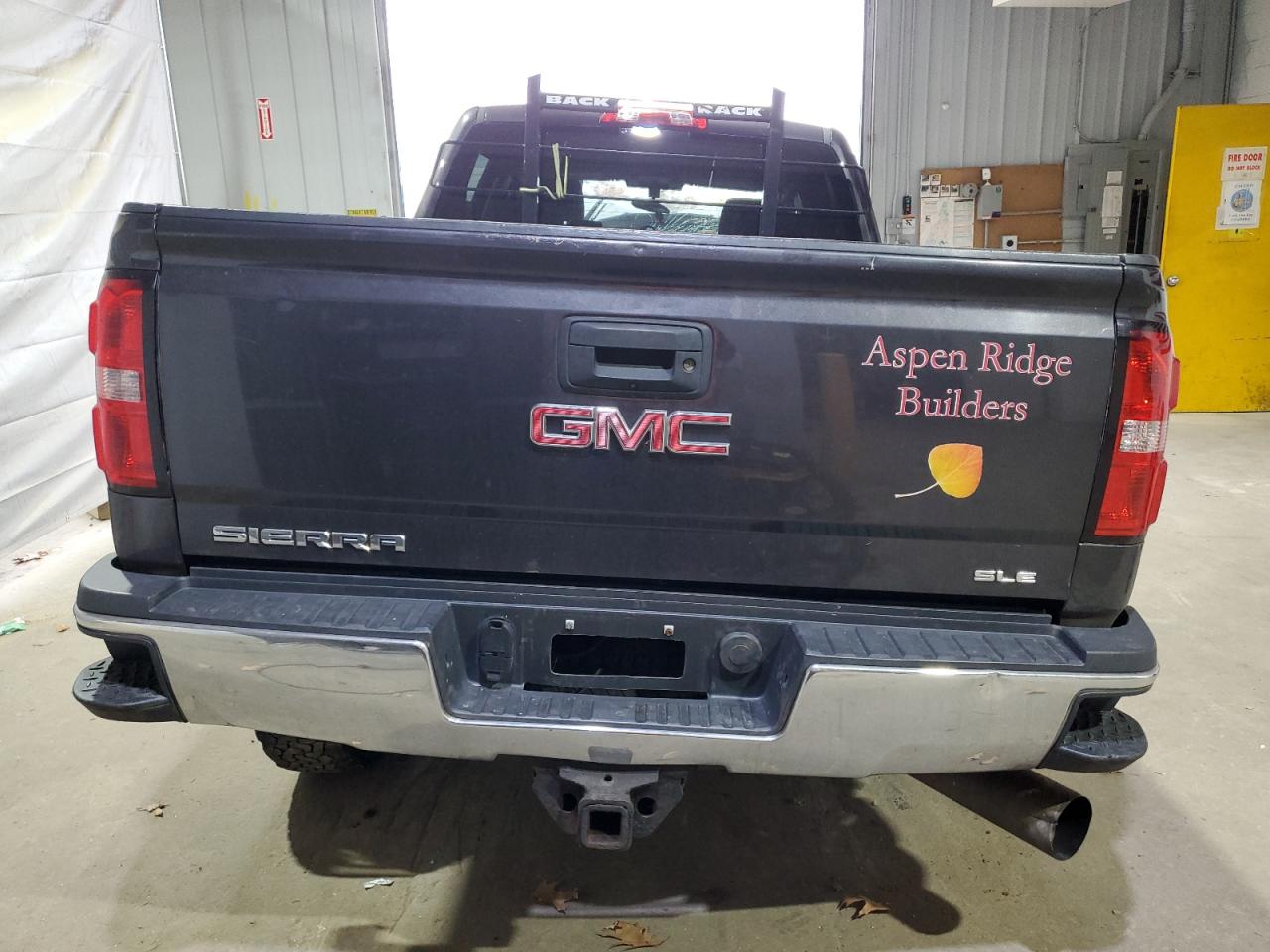 GMC SIERRA K2500 SLE