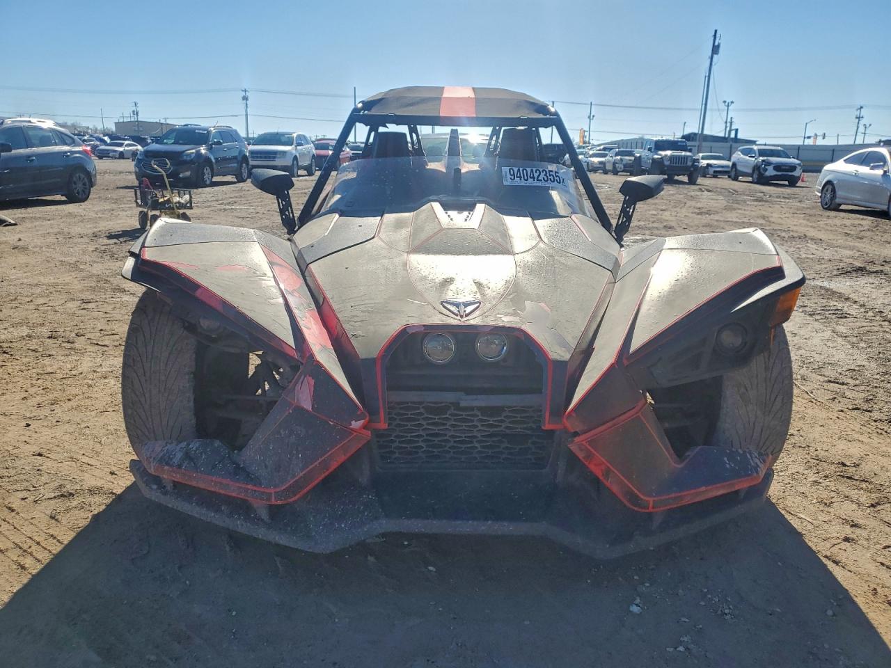 Lot #3297043546 2015 POLARIS SLINGSHOT