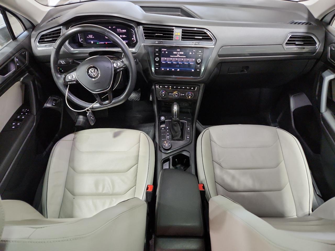 VOLKSWAGEN TIGUAN SEL PREMIUM