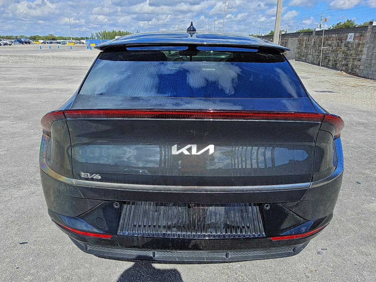 KIA EV6 LIGHT
