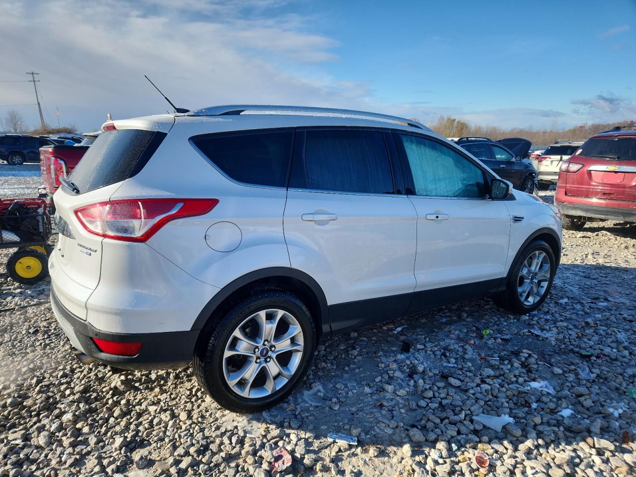 FORD ESCAPE TITANIUM