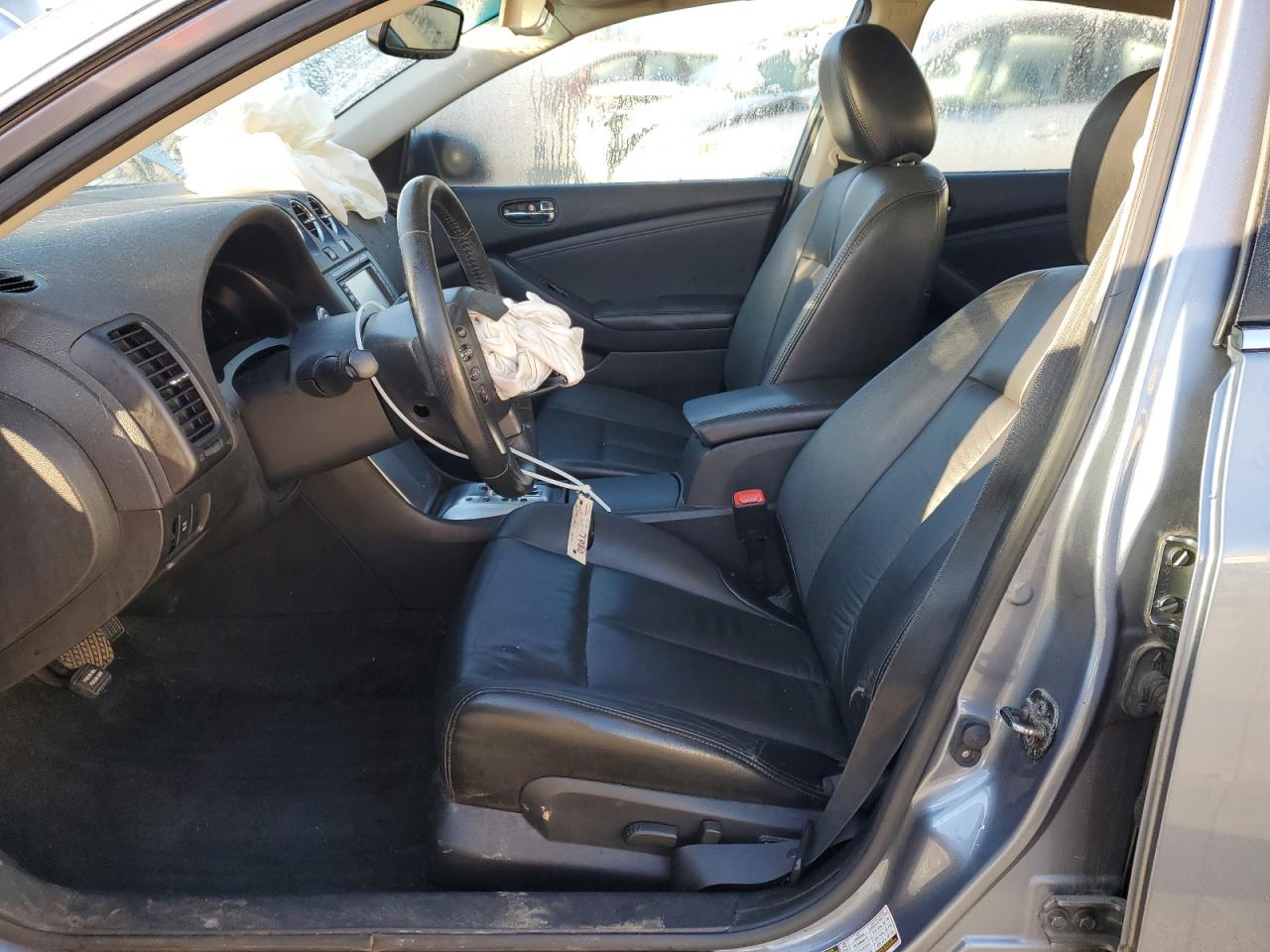 NISSAN ALTIMA BASE