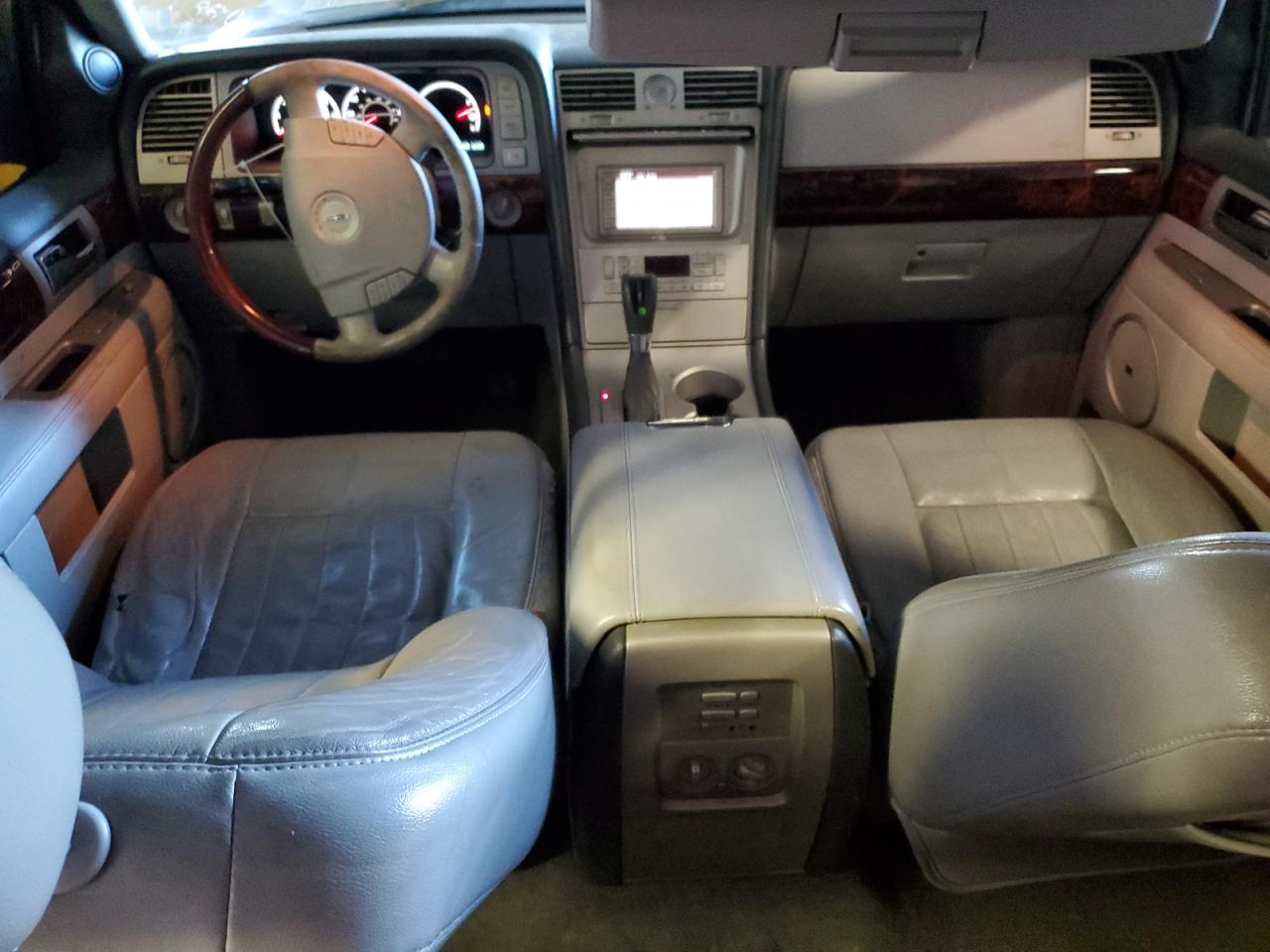 Lot #3287700014 2004 LINCOLN NAVIGATOR