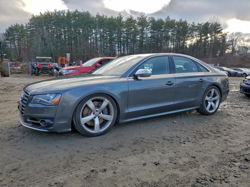 2013 AUDI S8 QUATTRO #3305324309