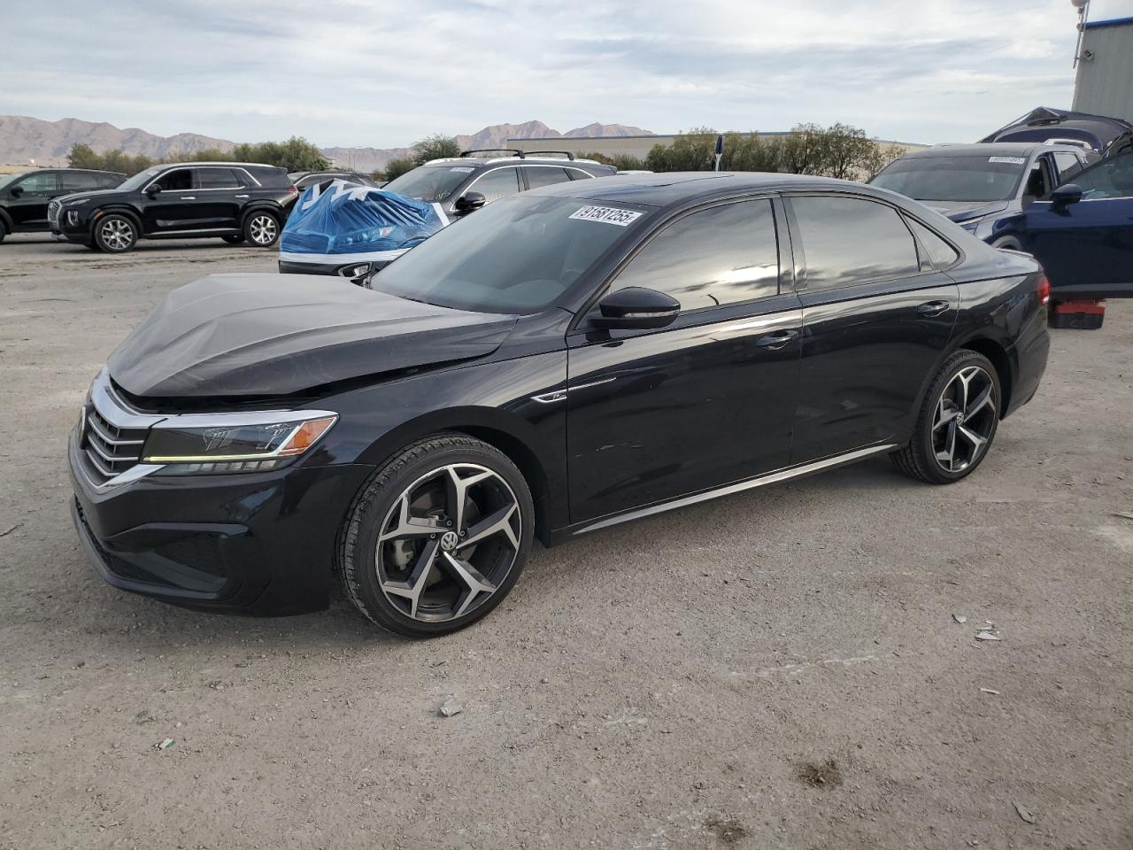 VOLKSWAGEN PASSAT R-LINE