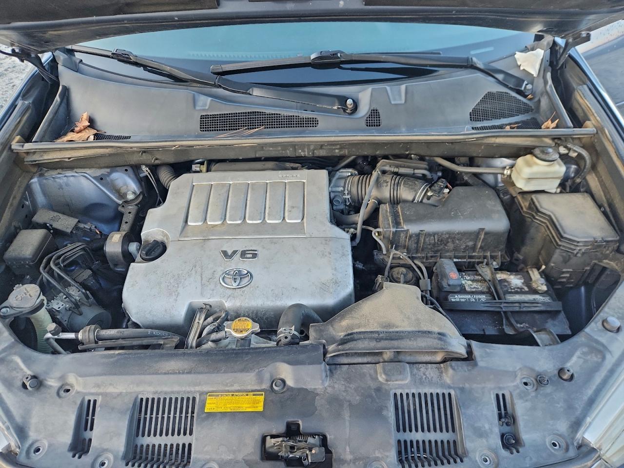 TOYOTA HIGHLANDER BASE