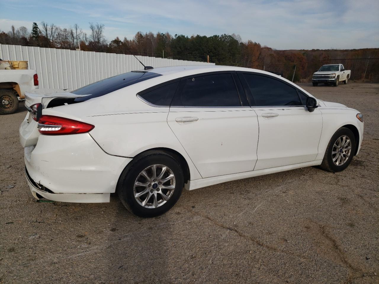 Lot #3301791369 2017 FORD FUSION S