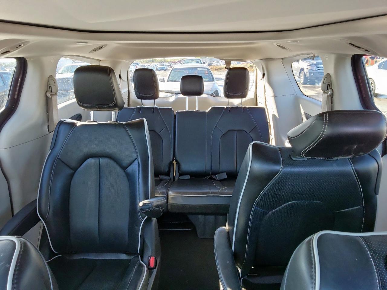 CHRYSLER PACIFICA HYBRID LIMITED