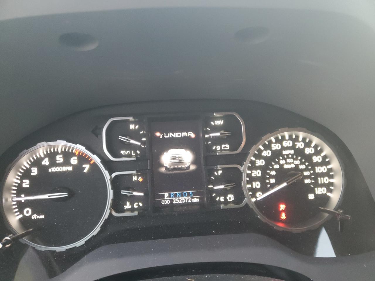 TOYOTA TUNDRA DOUBLE CAB SR