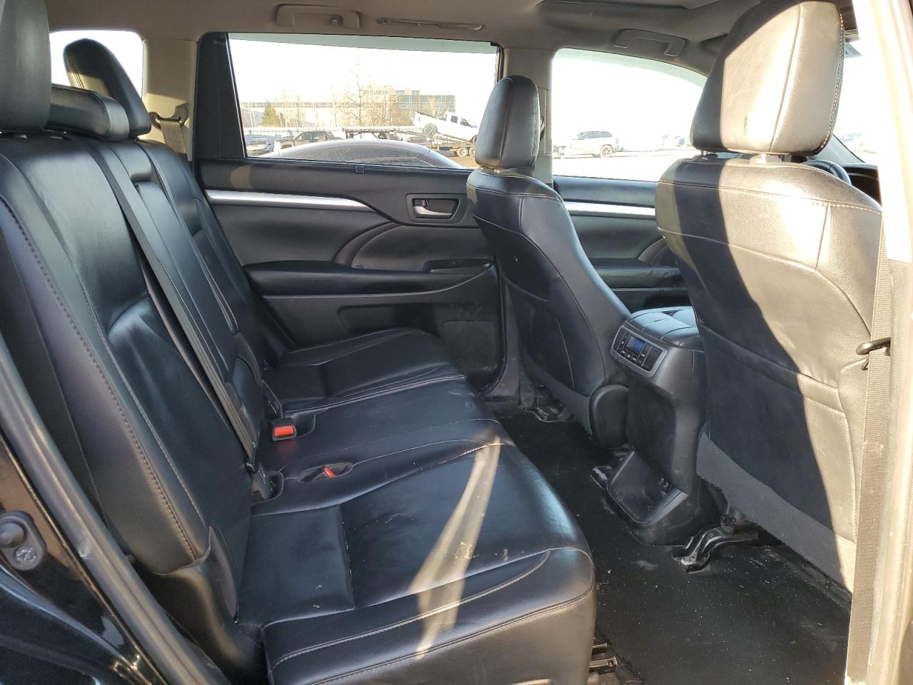 TOYOTA HIGHLANDER HYBRID