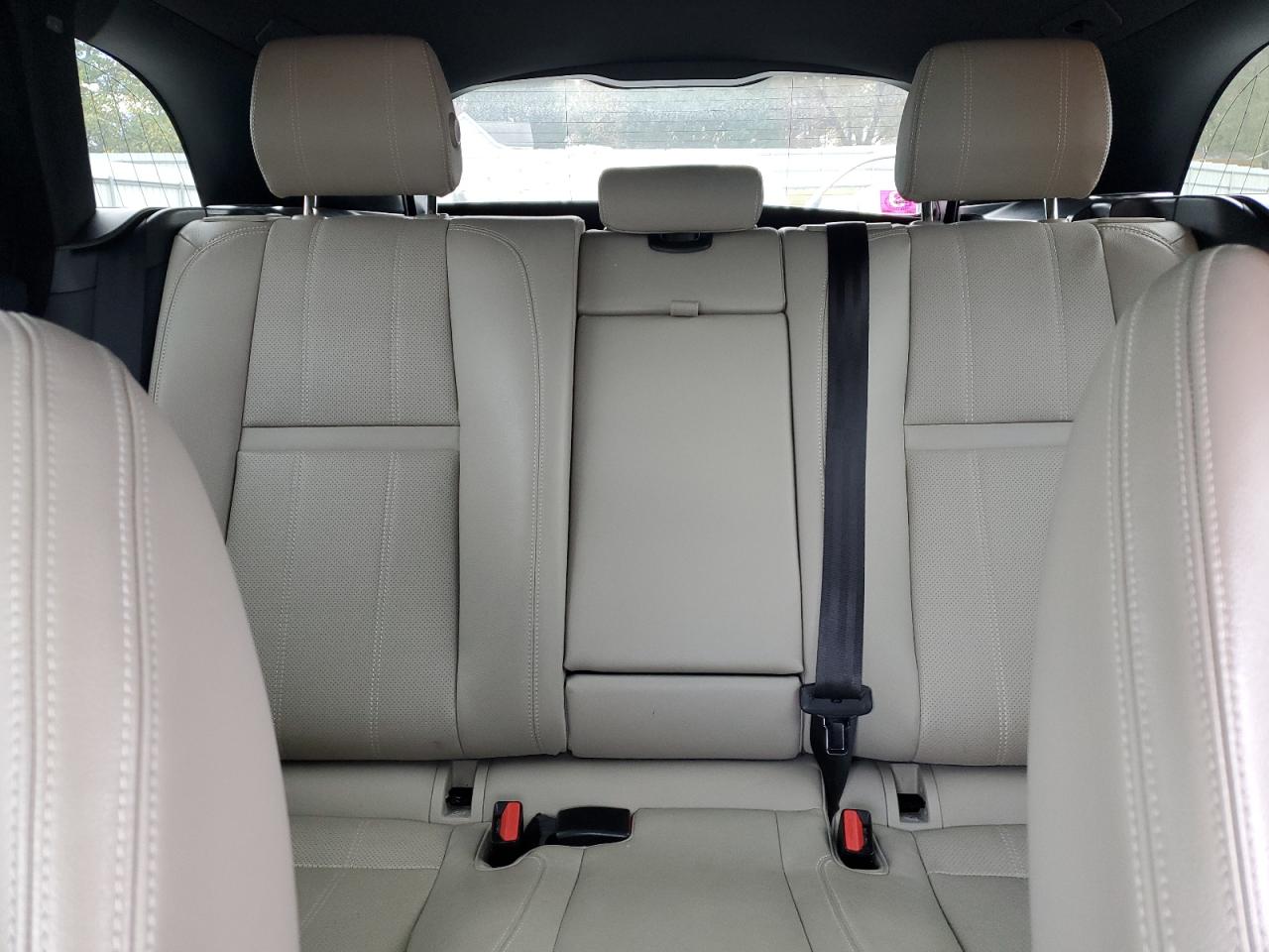 LAND ROVER RANGE ROVER R-DYNAMIC SE