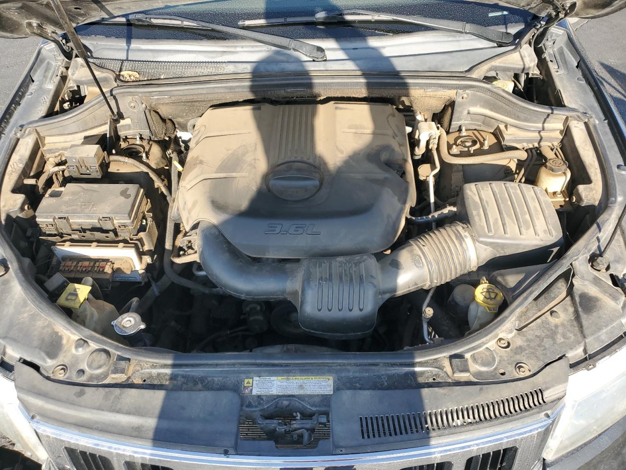 JEEP GRAND CHEROKEE LAREDO