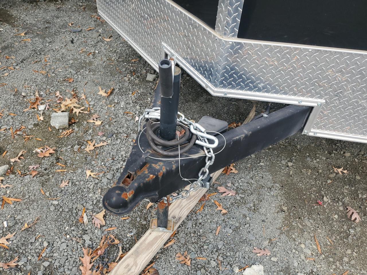 Lot #3286505150 2023 HAULMARK UNKNOWN