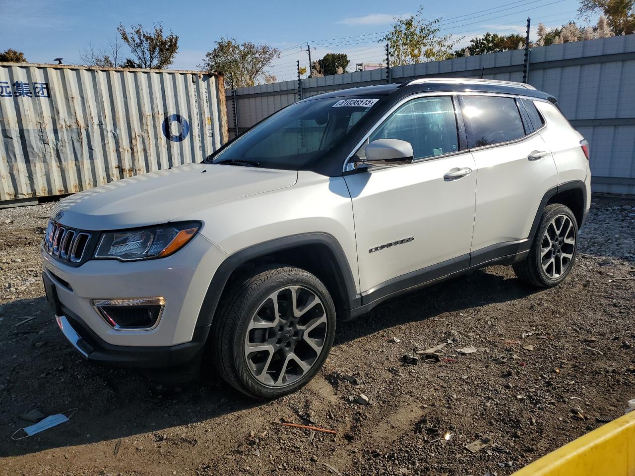 Lot #3302840909 2018 JEEP COMPASS LI