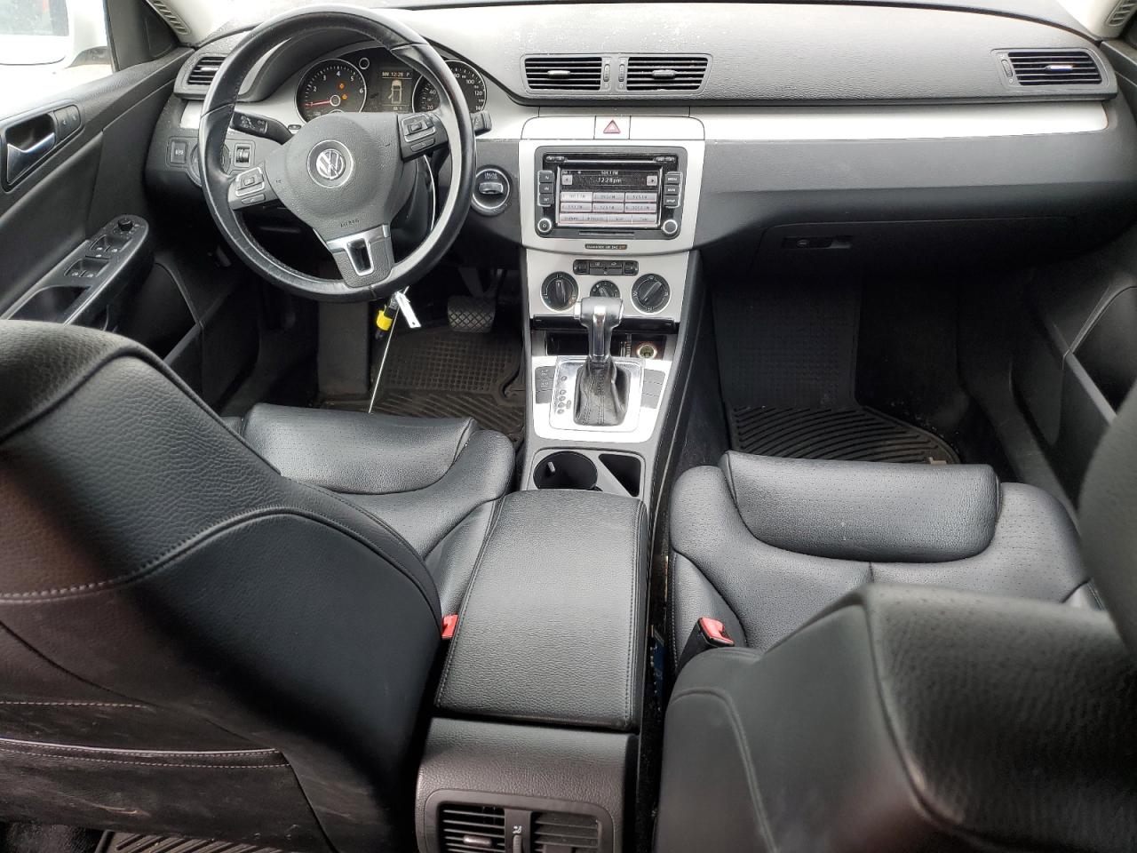 VOLKSWAGEN PASSAT KOMFORT