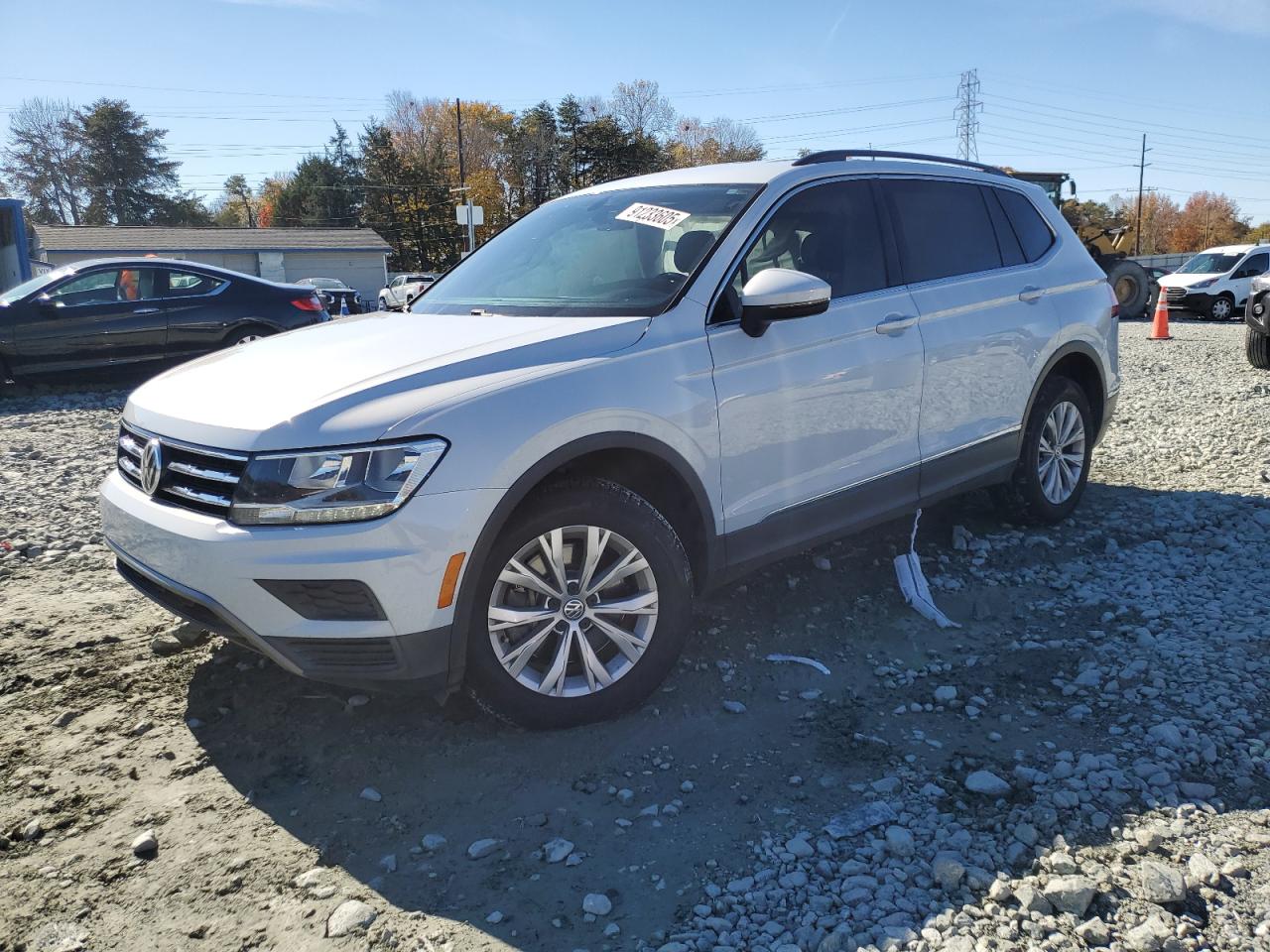 VOLKSWAGEN TIGUAN SE