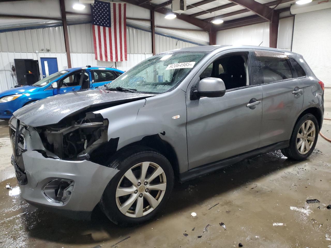 MITSUBISHI OUTLANDER ES