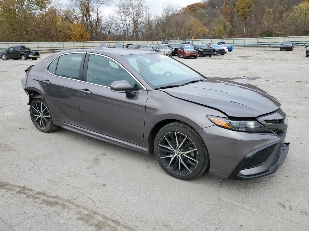 TOYOTA CAMRY SE NIGHT SHADE